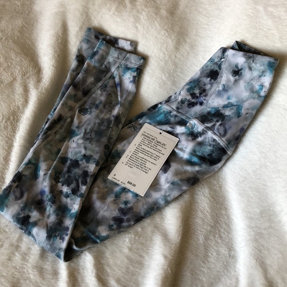 Lululemon Unlimited HR Tight 25”, size 0 NWT - Picture 3 of 9